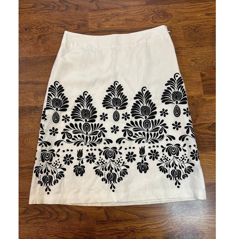 Ann Taylor LOFT Linen Blend Embroidered Pencil Skirt Women's Size 6 White Black
